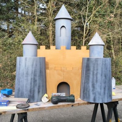 9_Richard_Grant_2 day build_1200mm wide castle for sand_spring_2026_Son_im__folio